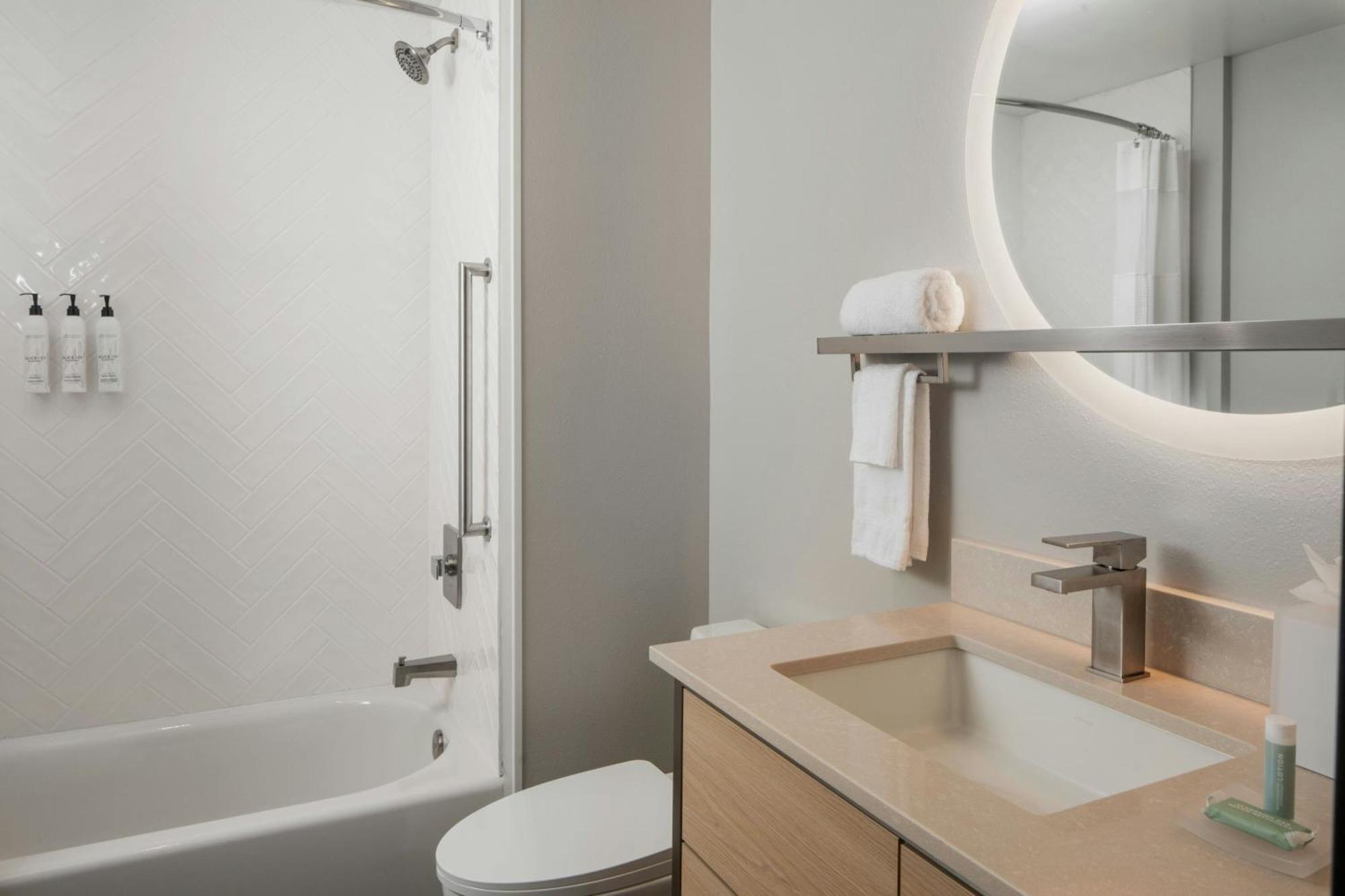 Towneplace Suites By Marriott Pensacola West I-10 Ferry Pass Extérieur photo