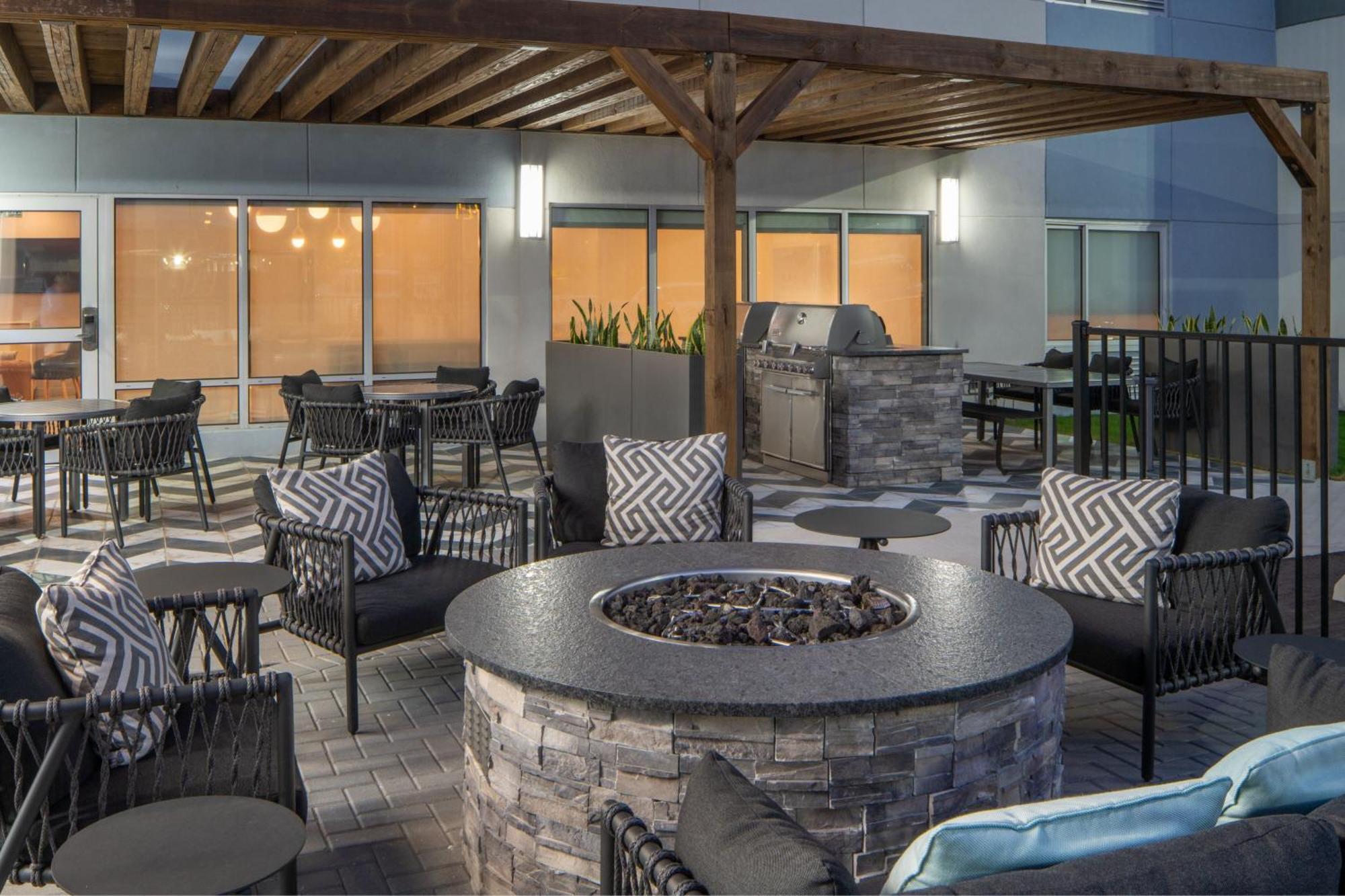 Towneplace Suites By Marriott Pensacola West I-10 Ferry Pass Extérieur photo